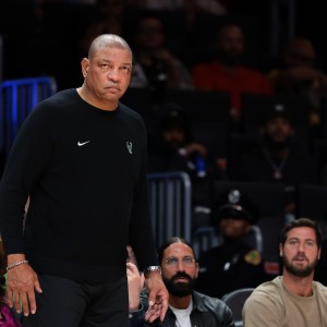 MK体育官网-离队在即？里弗斯：我有七个孙子孙女 也许是时候多去看看他们了